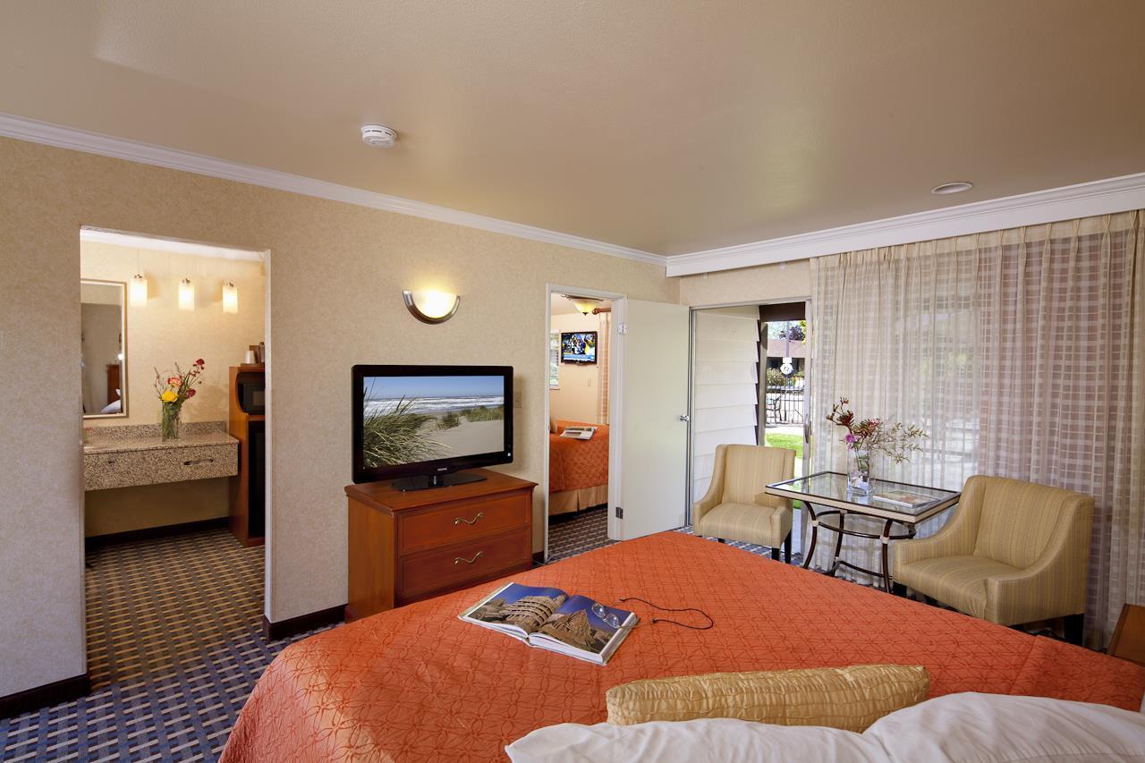 Best Western Garden Inn Santa Rosa Exterior photo