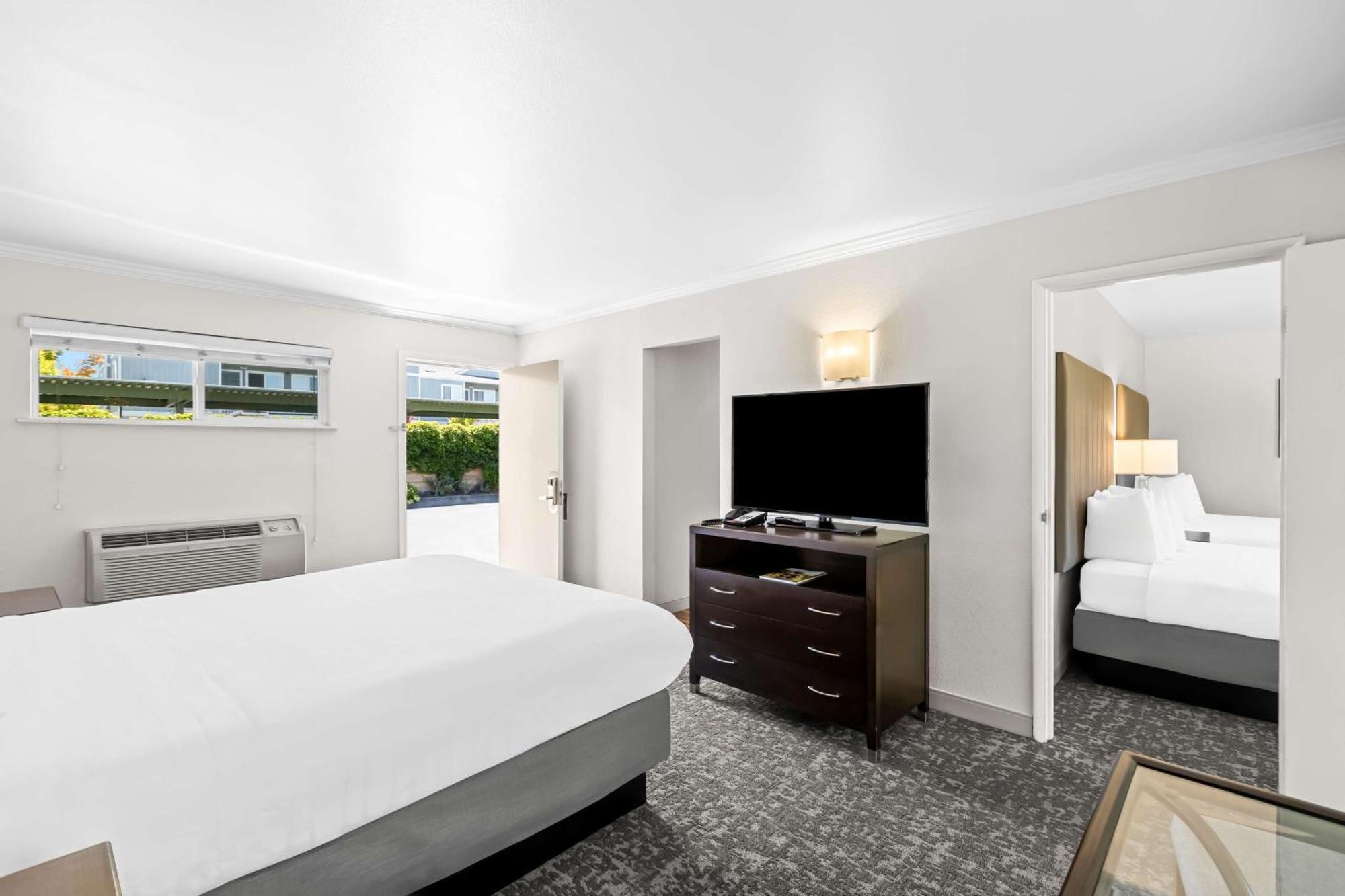 Best Western Garden Inn Santa Rosa Exterior photo