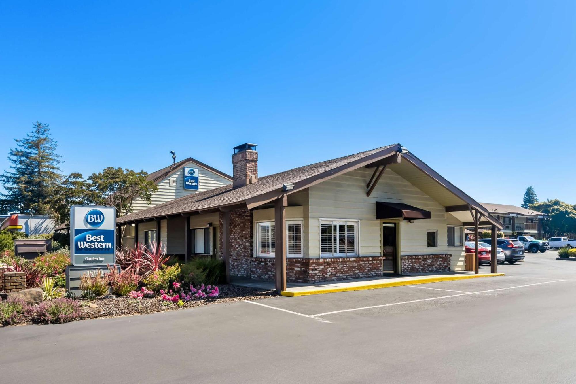 Best Western Garden Inn Santa Rosa Exterior photo